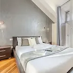 Apartment Aquarium Luxury Loft 1 - Exclusive Waterfront View