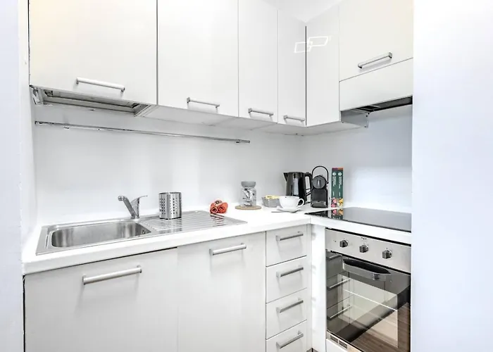 Aquarium Luxury Loft 1 - Exclusive Waterfront View